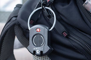 Airbolt-Luggage-Lock_01-expert.jpg